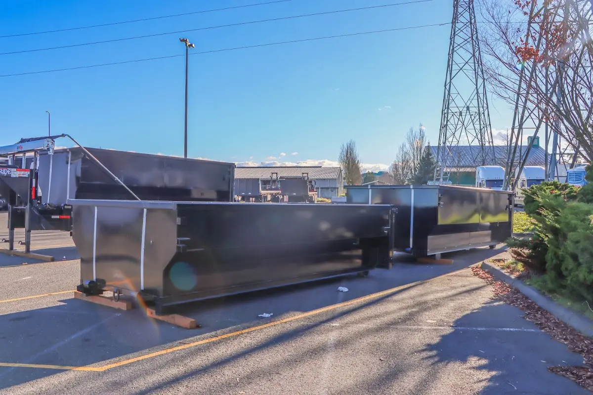 Professional dumpster rental and junk removal service in Deerfield